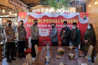 Polri Peduli Negeri, Polda Bersama BEM se Riau Gelar Baksos di Rumbai